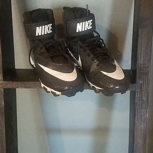 Nike football youth cleats